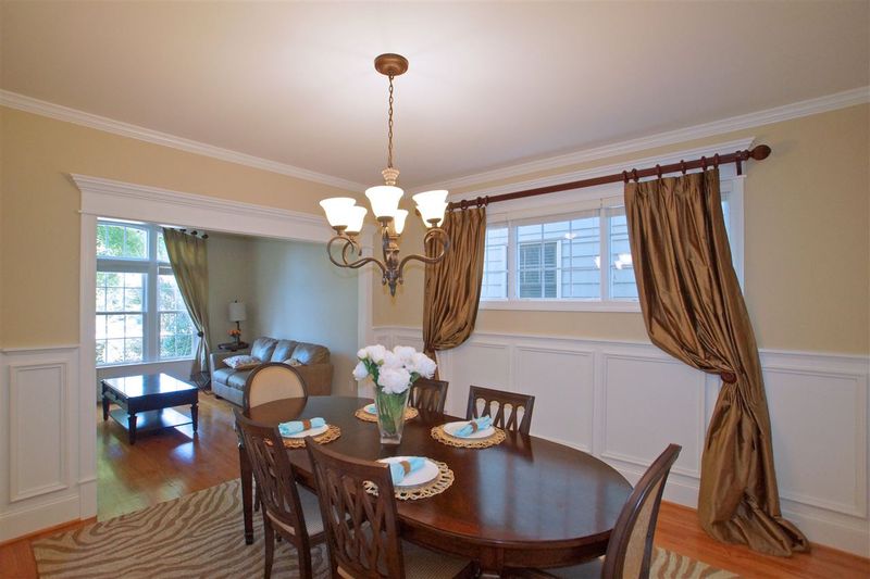 416 Chandler Grant Dr, Cary, NC 27519