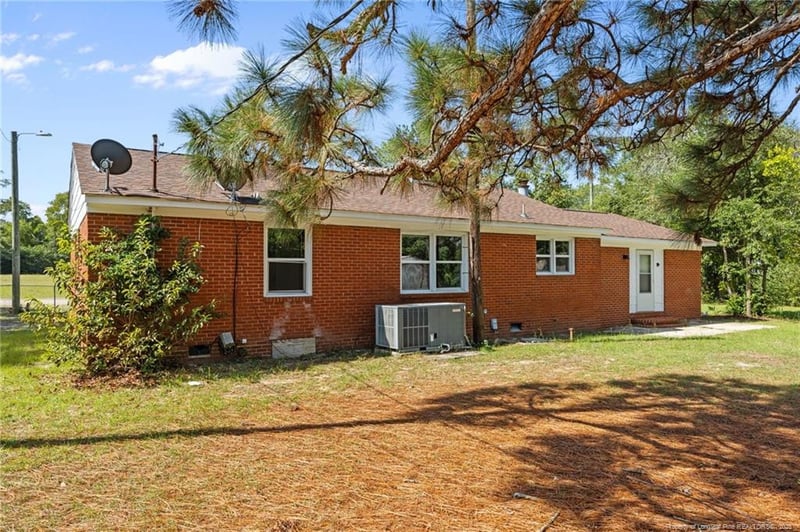 416 Charles St, Fayetteville, NC 28306