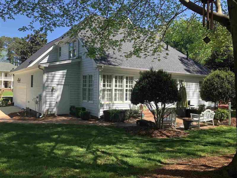416 Chatterson Dr, Raleigh, NC 27615