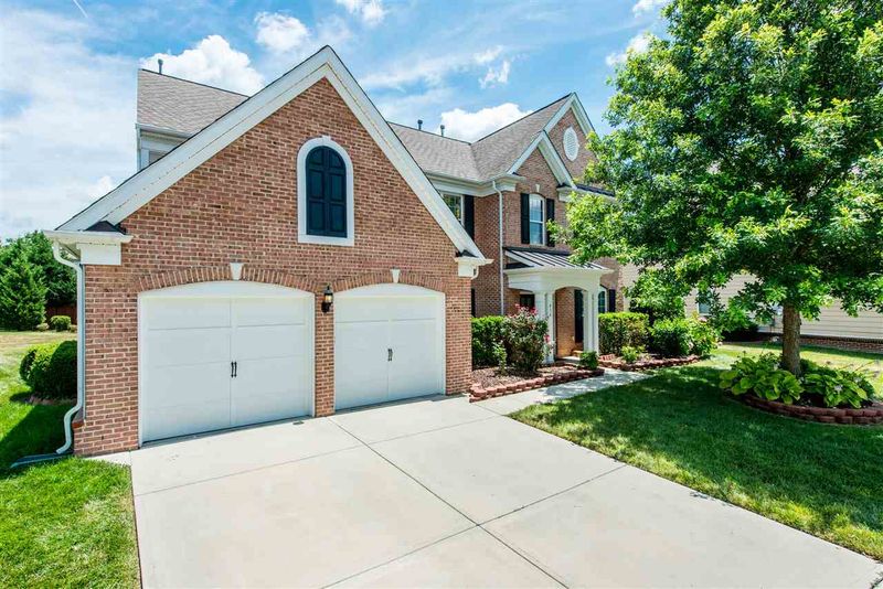 416 Chime Ct, Cary, NC 27519