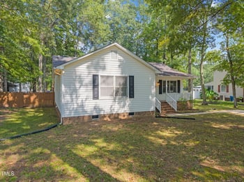 416 Chivalry Dr, Durham, NC 27703