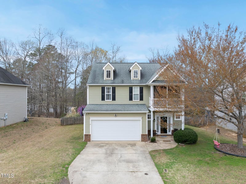 416 Collinsworth Dr, Clayton, NC 27527