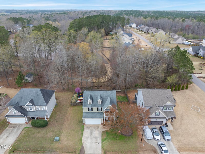 416 Collinsworth Dr, Clayton, NC 27527