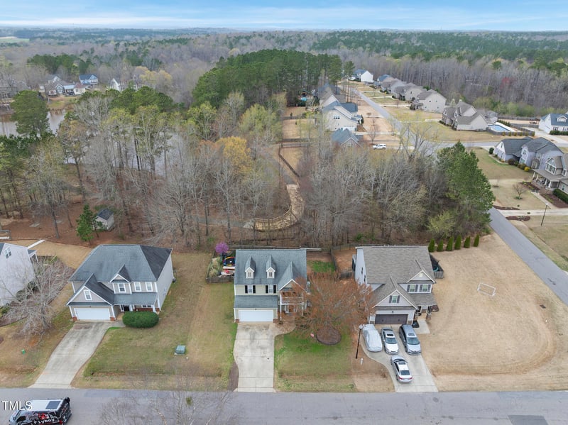 416 Collinsworth Dr, Clayton, NC 27527
