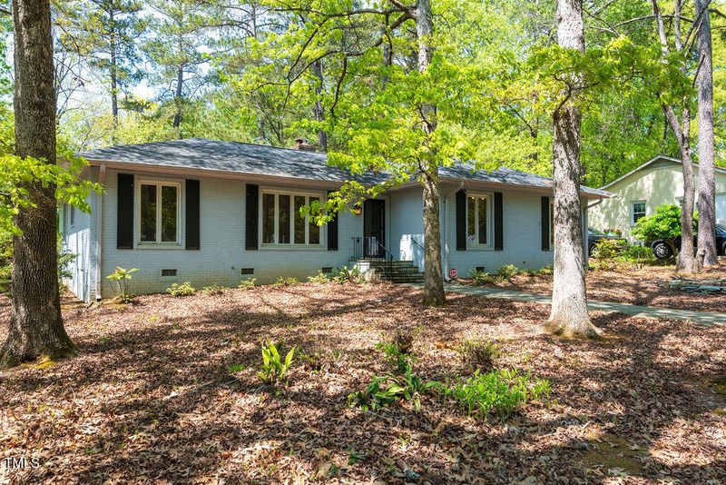 416 Colony Woods Dr, Chapel Hill, NC 27517