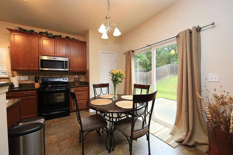 416 Cottesbrook Dr, Wake Forest, NC 27587