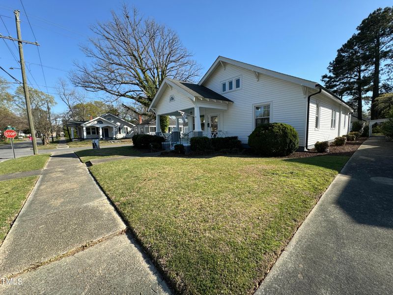 416 E Davis St, Smithfield, NC 27577