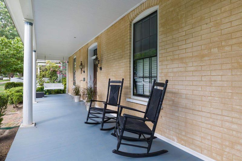 416 Elm St, Raleigh, NC 27604