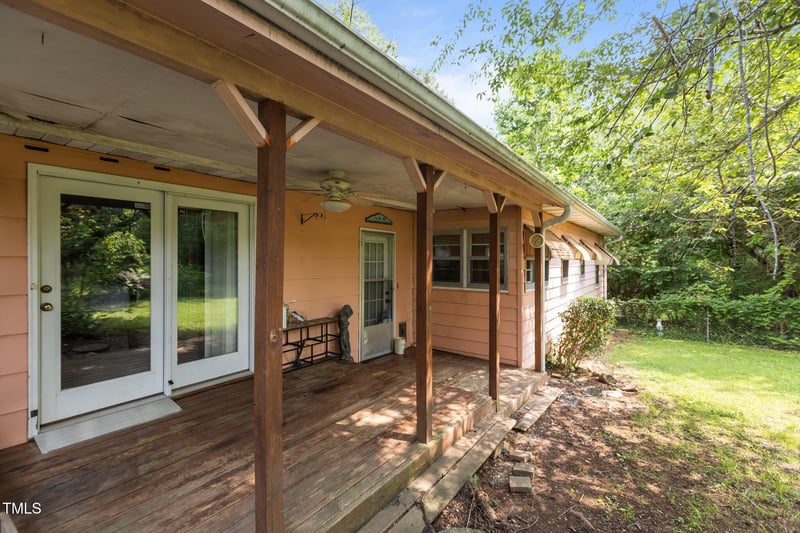 416 Forrest St, Hillsborough, NC 27278