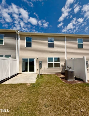416 Honeycutt Oaks Dr, Angier, NC 27501