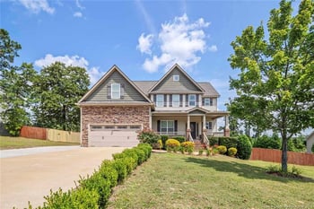 416 Kentucky Derby Ln, Lillington, NC 27546