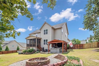 416 Kentucky Derby Ln, Lillington, NC 27546