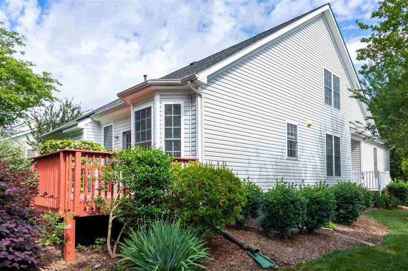 416 Knotts Valley Ln, Cary, NC 27519