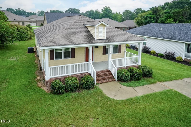 416 Martin St, Benson, NC 27504