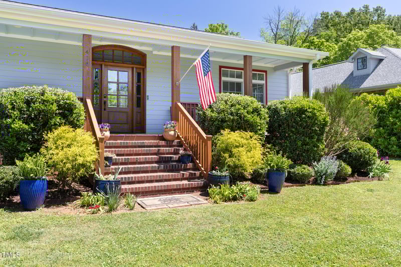 416 Mitchell St, Hillsborough, NC 27278