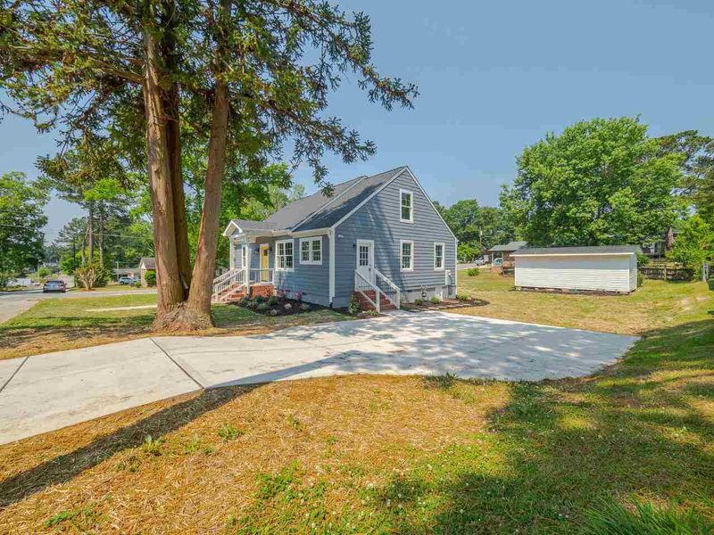 416 S Page St, Clayton, NC 27520