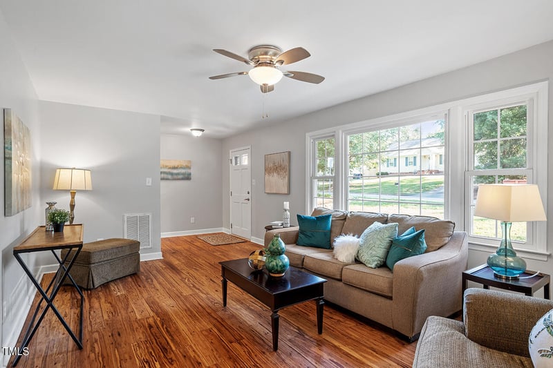 416 Rosehaven Dr, Raleigh, NC 27609