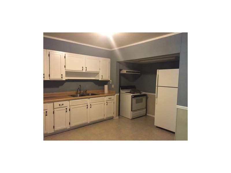 416 Shoffner St, Burlington, NC 27215