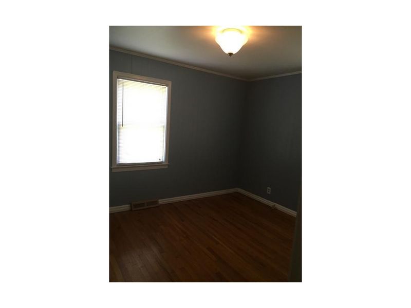 416 Shoffner St, Burlington, NC 27215
