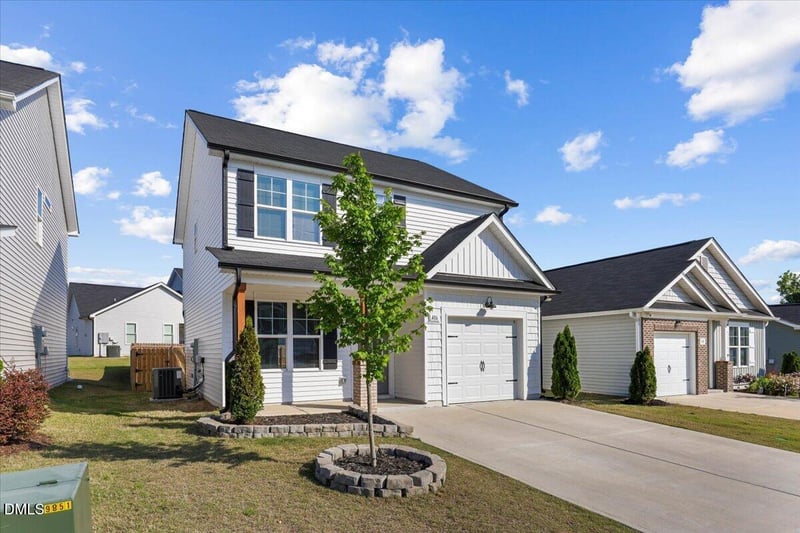416 Sturgeon St, Smithfield, NC 27577