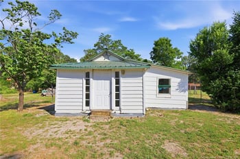 416 Wakefield Dr, Hope Mills, NC 28348
