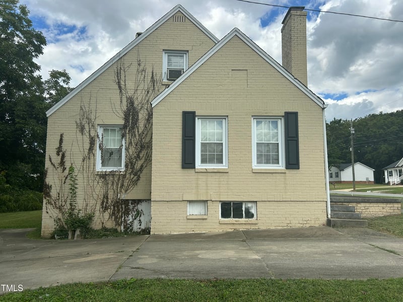 416 Washington St, Graham, NC 27253