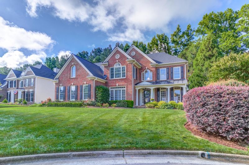 416 Wayfield Ln, Cary, NC 27518