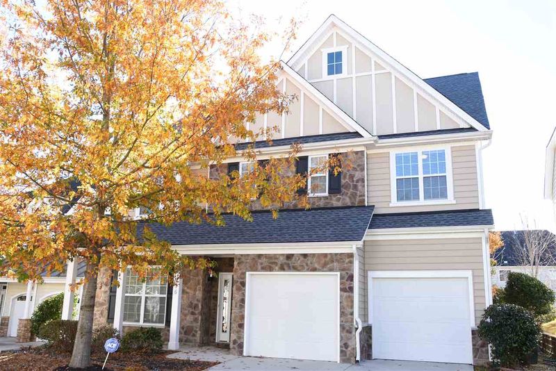 416 Westfalen Dr, Cary, NC 27519