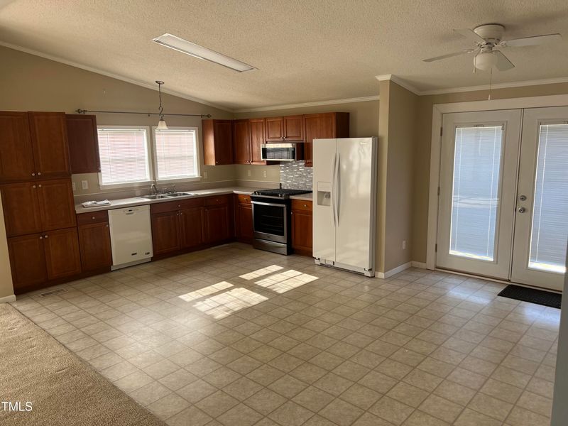 4164 Oxford Rd, Roxboro, NC 27574