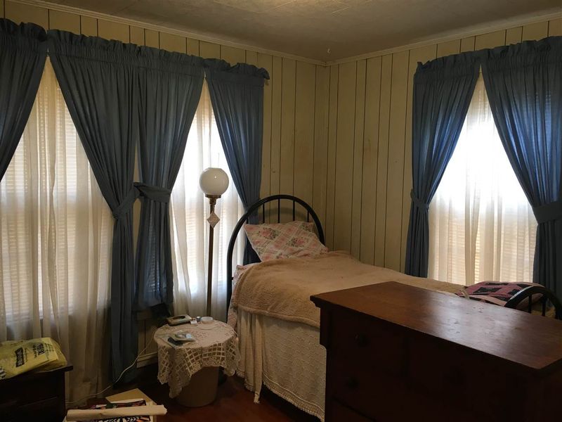 4165 S Nc 54 Hw, Graham, NC 27253