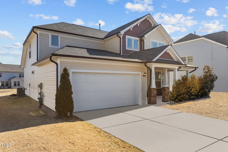 4168 Weavers Pond Dr, Zebulon, NC 27597