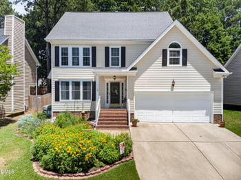 417 Arbor Creek Dr, Holly Springs, NC 27540
