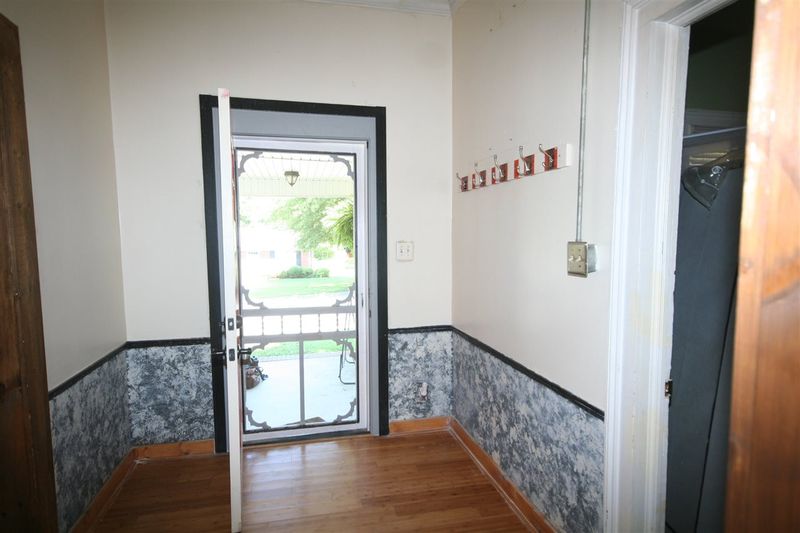 417 S Barbour St, Clayton, NC 27520