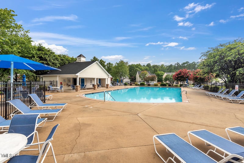 417 Downing Glen Dr, Morrisville, NC 27560