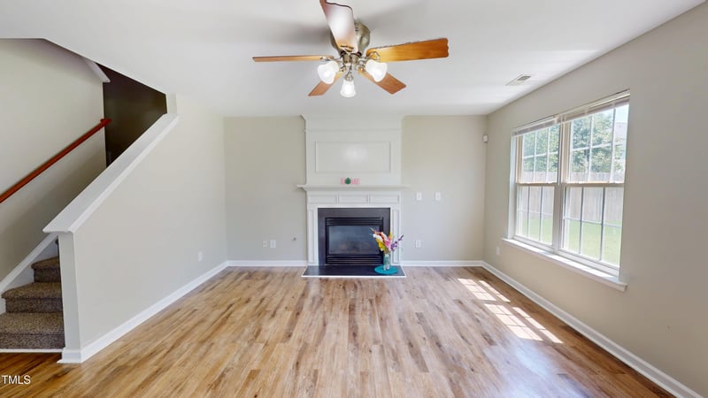417 Downing Glen Dr, Morrisville, NC 27560