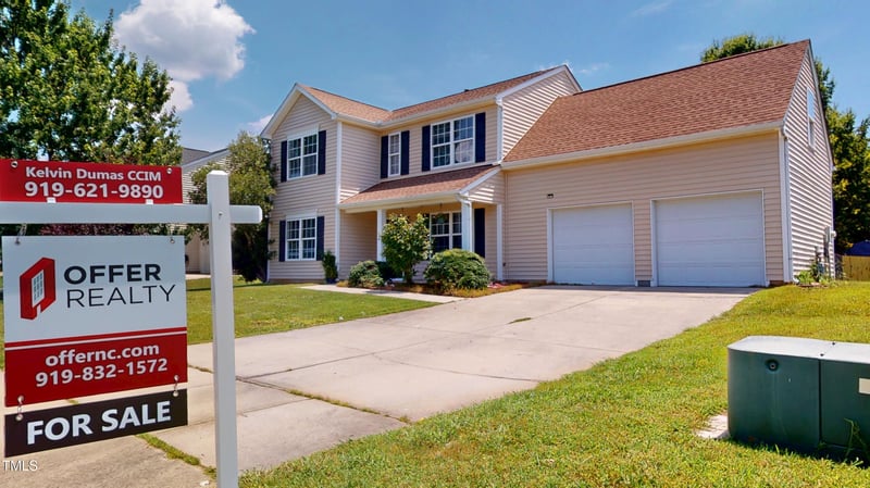 417 Downing Glen Dr, Morrisville, NC 27560