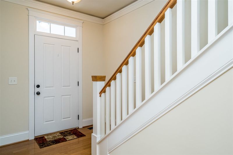 417 Edgepine Dr, Holly Springs, NC 27540