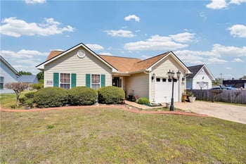 417 Glenallen St, Fayetteville, NC 28314