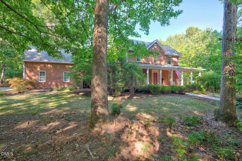 417 Grand Oak Dr, Hillsborough, NC 27278