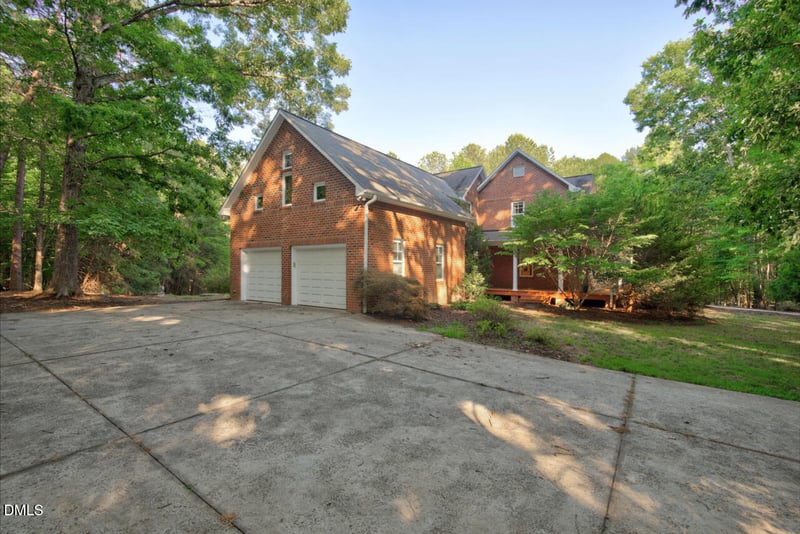 417 Grand Oak Dr, Hillsborough, NC 27278