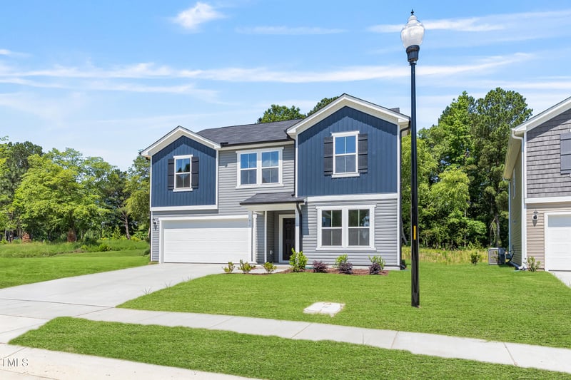 417 Hallingsfield Way, Zebulon, NC 27597