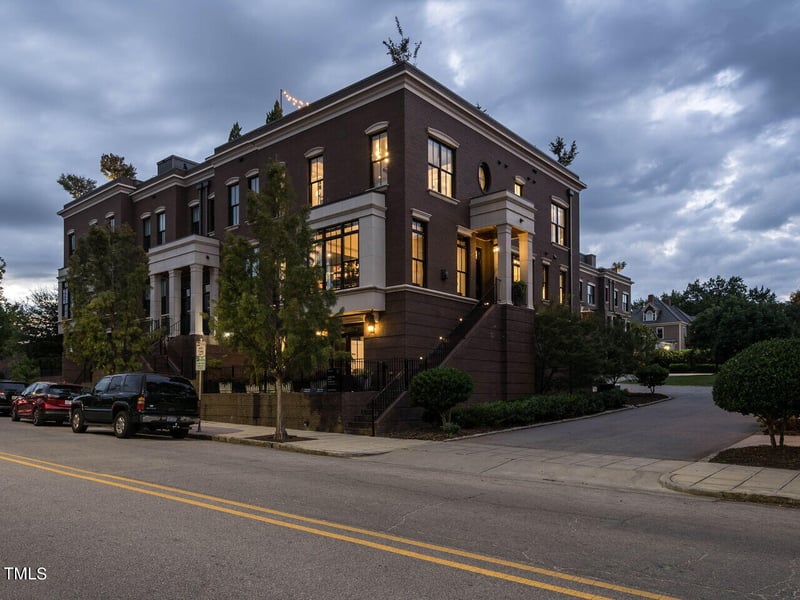 417 E Hargett St, Raleigh, NC 27601