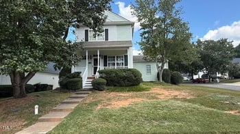 417 Hyannis Dr, Holly Springs, NC 27540