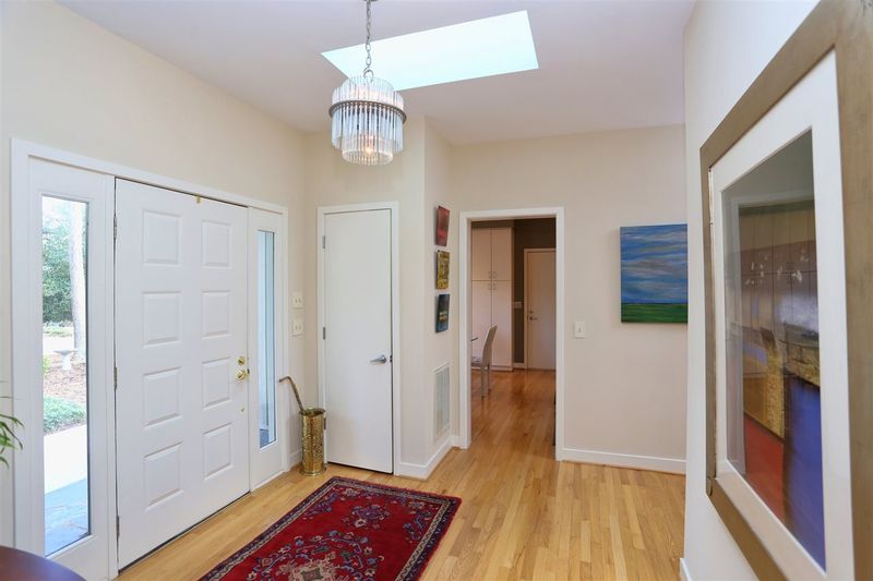 417 Ironwoods Dr, Chapel Hill, NC 27516