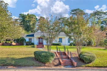 417 Lakeshore Dr, Fayetteville, NC 28305