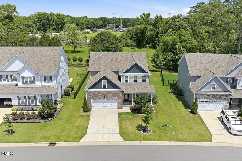 417 Long Lake Dr, Fuquay Varina, NC 27526