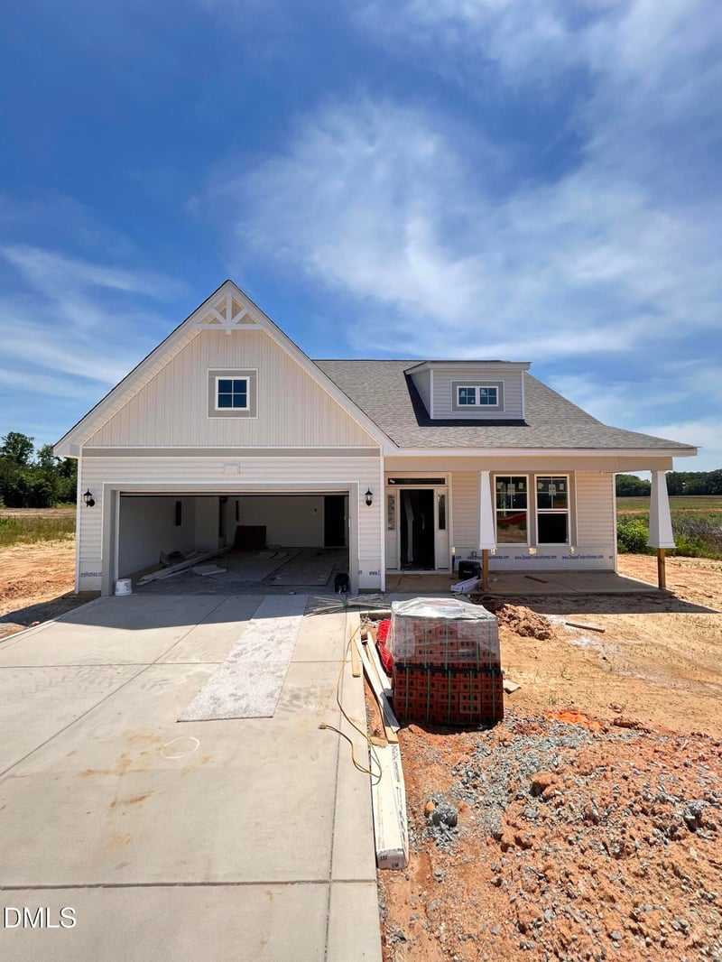 417 Maverick Ln, Dunn, NC 28334