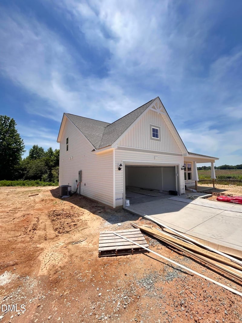 417 Maverick Ln, Dunn, NC 28334