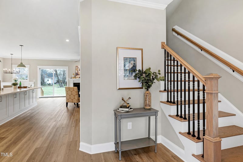 417 E Moore St, Apex, NC 27502