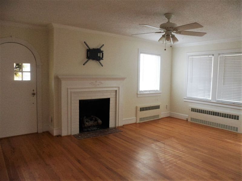 417 S Morgan St, Roxboro, NC 27573